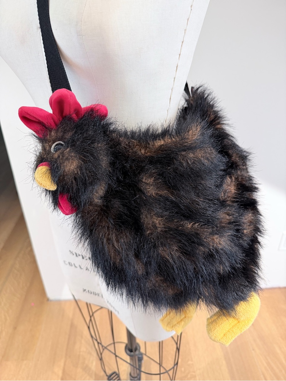 Vintage Chicken Crossbody Bag - Black and Brown - Picture 10 of 12